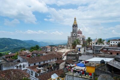 contenedores de basura puebla vista desde arriba de puebla